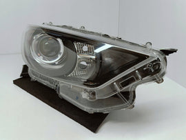 TOYOTA YARIS IV 4 P21 19-LAMPA REFLEKTOR PRAWY PRZÓD SOCZEWKA KOITO K0-6 EU