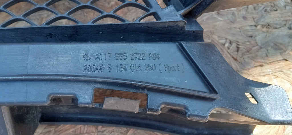 MERCEDES CLA W117 AMG 13- KÜHLERGRILL STOSSSTANGE VORNE A1178852122