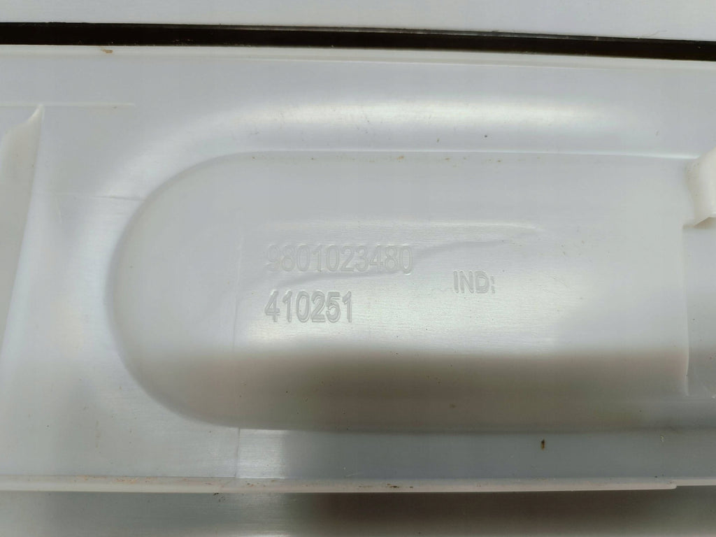 Citroen C4 Cactus 14- TÜRZIERLEISTE RECHTS VORNE AIRBUMP 9801023480