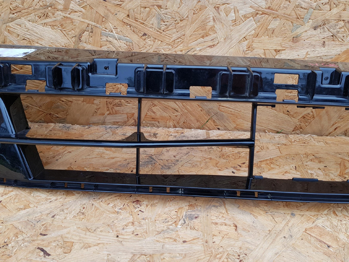 Ford Kuga MK3 Escape ST 19 Grille Grille Grille Front Bumper LV4B-17K945-V — photo 6 of 12