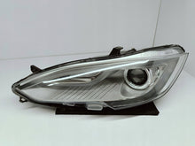 Załaduj zdjęcie do przeglądarki galerii, Tesla Model S 2012- LAMPA LEWA PRZÓD PRZEDNIA KSENON EU 1012224-00-C