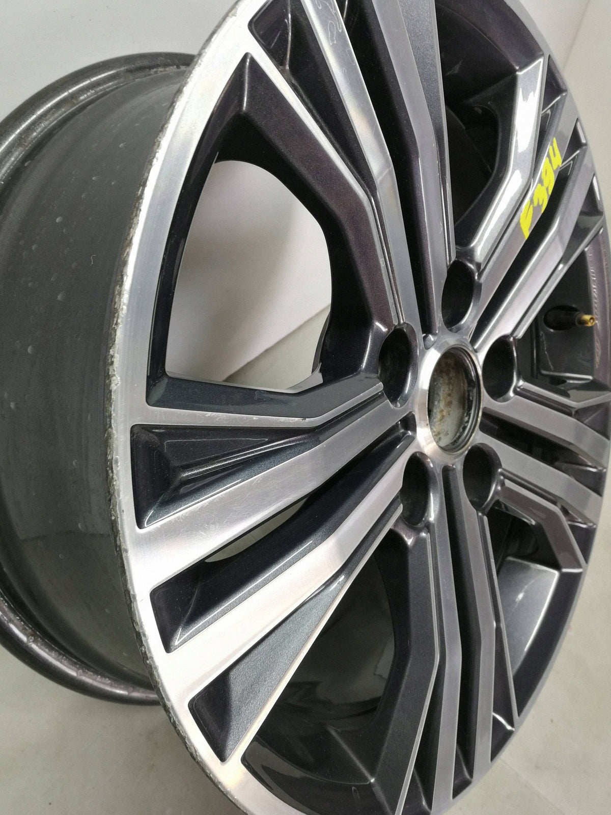 Renault Megane IV Felge Aluminium 16 Zoll 6.5x16 ET41 5x114.3 403003241R — Foto 6 von 16