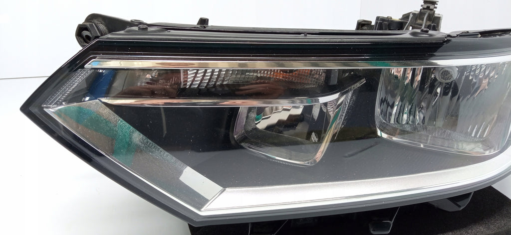 VOLKSWAGEN PASSAT B8 14- LAMPA REFLEKTOR LEWY PRZÓD ZWYKŁA H7 3G1941005B