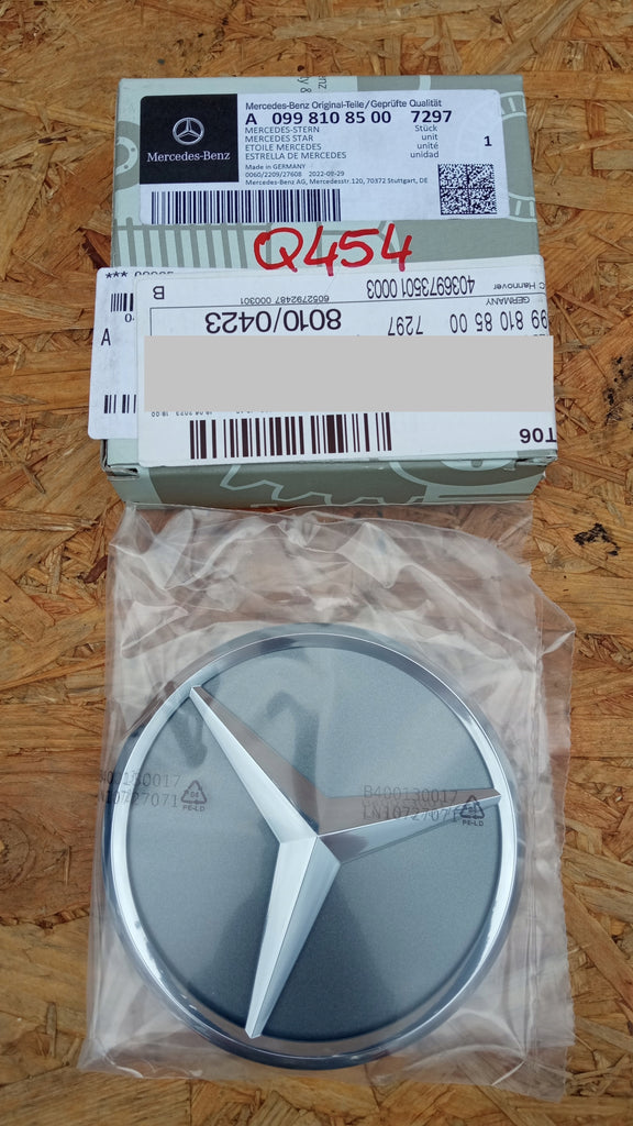 MERCEDES W293 EQC GWIAZDA EMBLEMAT ZNACZEK TYLNEJ KLAPY A0998108500 7297