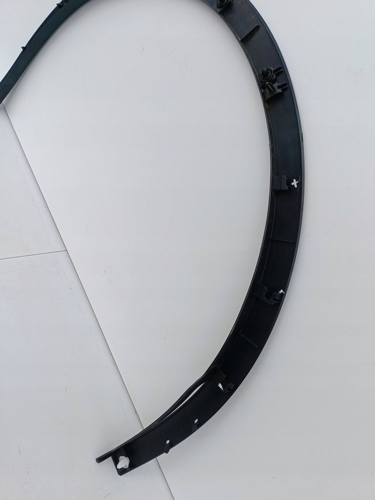 TESLA MODEL Y MJ 20- RADLAUFVERKLEIDUNG LEISTE VORNE LINKS 1658695-00-A