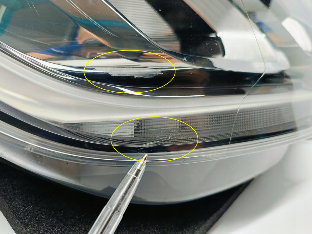 CITROEN C4 II DS4 LIFT 15- LAMPA PRAWA PRZÓD PRZEDNIA ZWYKŁA+LED 9808623780
