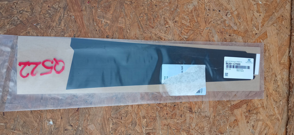 HYUNDAI I20 15- OKLEINA FOLIA NAKLEJKA DRZWI PRAWY TYŁ 86391C7000