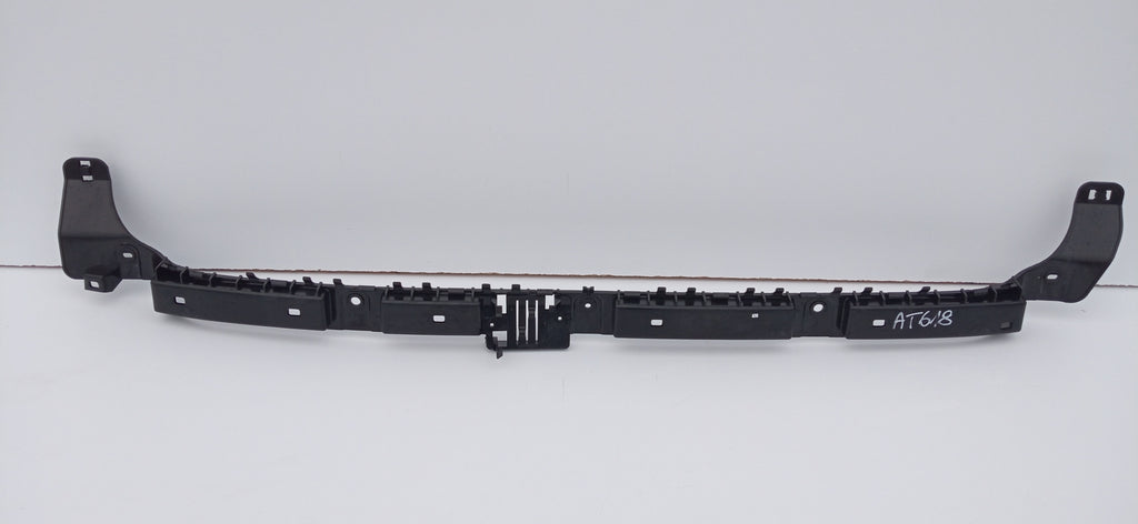 TESLA MODEL 3 LIFT 23- HALTERUNG HALTER MITTELSTÜCK STOSSFÄNGER HINTEN 1757096-00-C