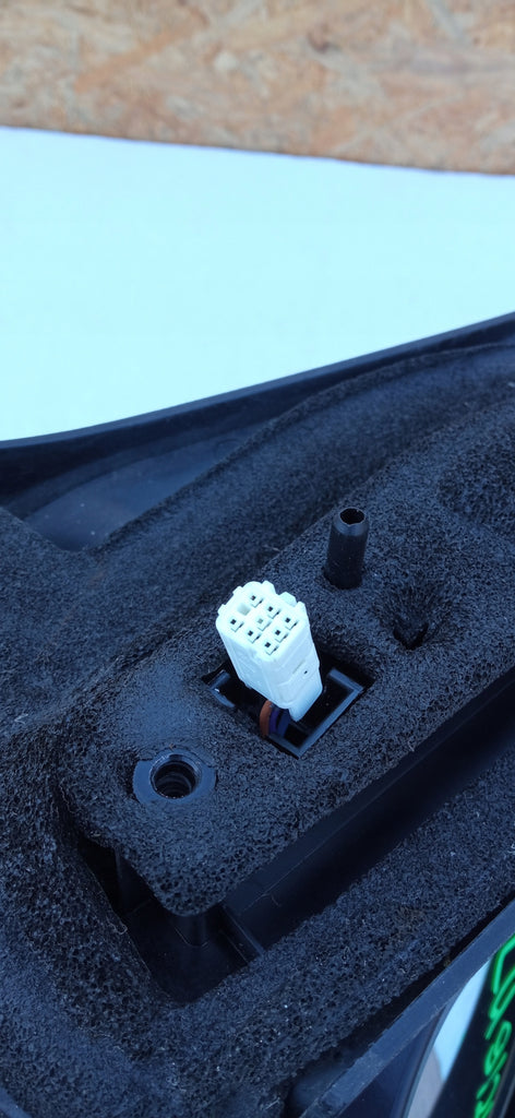 MAZDA 2 II DE 07- LUSTERKO PRAWE 7 PIN EUROPA