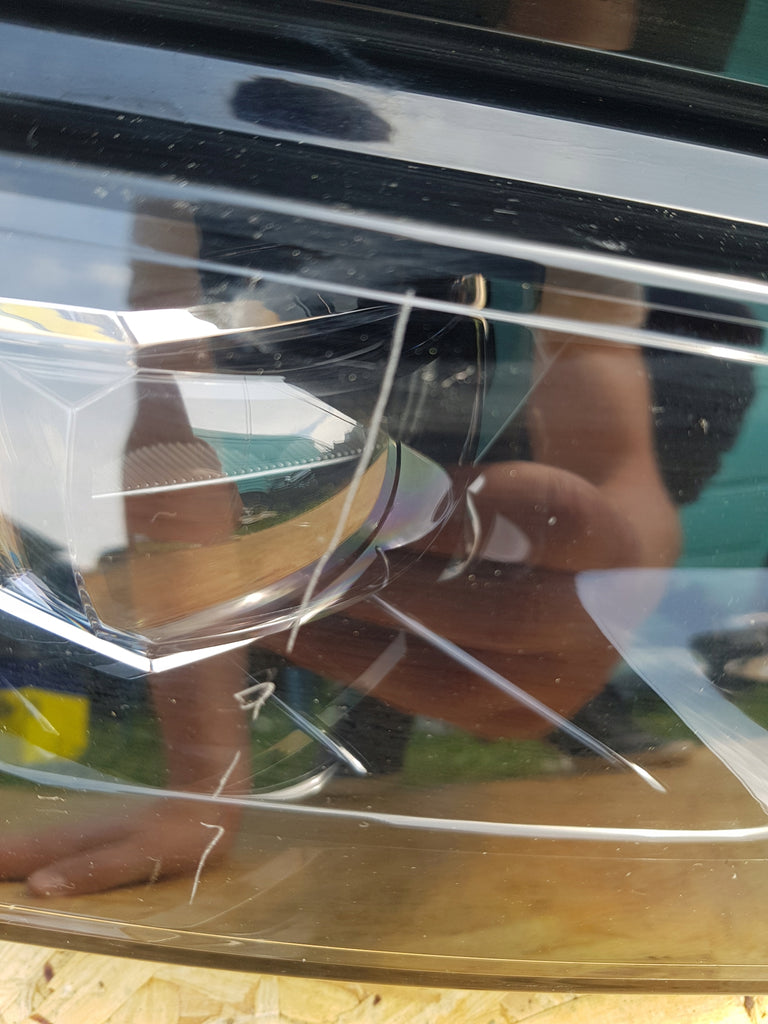 SKODA KAROQ SCHEINWERFER RECHTS VORNE FULL LED 57B941016B