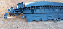 Laden Sie das Bild in den Galerie-Viewer, CITROEN C3 II DS3 09- UNTERFAHRSCHUTZ VERSTÄRKUNG UNTER STOSSFÄNGER VORNE 9805085080