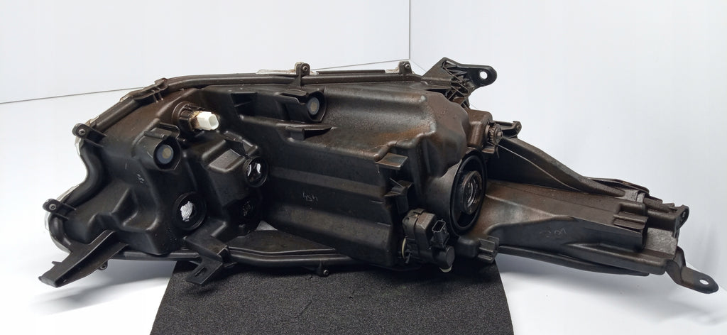 TOYOTA YARIS IV 4 P21 19- SCHEINWERFER LINKS VORNE LINSE KOITO K0-6 EU