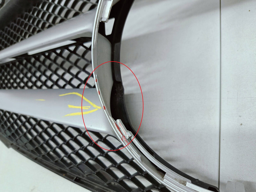 Mercedes-Benz C W205 14- KÜHLERGRILL STOSSFÄNGER VORNE A2058800783