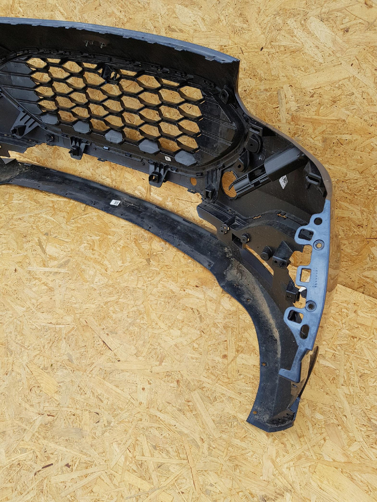 Ford Kuga III 3 MK3 ST Vorne Stossstange Vordere — Foto 11 von 13