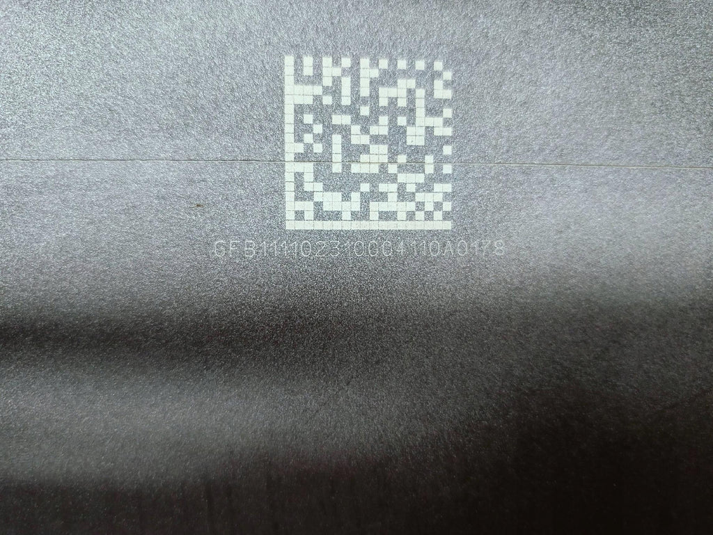 Tesla Model Y MY 20- STOSSSTANGE VORNE OHNE PDC SCHWARZ 1540101-06-C