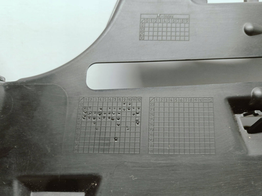 Opel Insignia A 12- OSŁONA CHŁODNIC KRATKA PANEL PASA PRZÓD 13481489