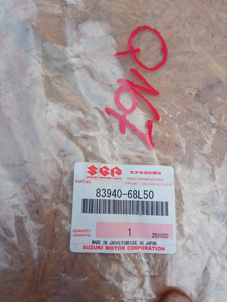 SUZUKI SWIFT 11-17 UNTERE LEISTE HECKKLAPPE