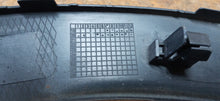 Laden Sie das Bild in den Galerie-Viewer, VOLKSWAGEN ID4 ID.4 19- LEISTE RADLAUF HINTEN LINKS 11A853817