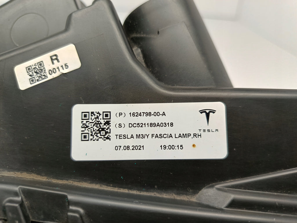 TESLA 3 LIFT Y 20- HALOGEN DRL RECHTS NEBELSCHEINWERFER LED 1624798-00-A
