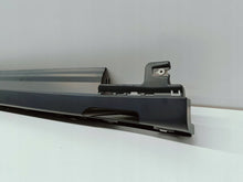 Laden Sie das Bild in den Galerie-Viewer, BMW iX3 X3 G08 M-PAKET 20- EINSTIEGSLEISTE RECHTS + LED 51779850870