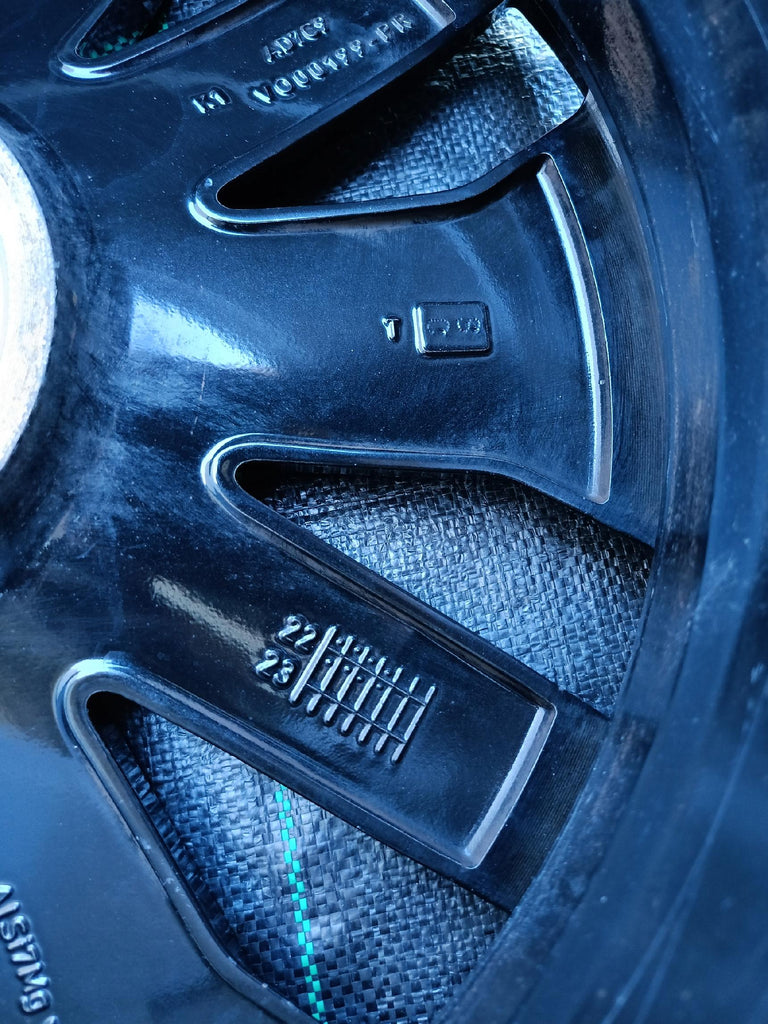 ALUFELGE VOLVO OE 8,5''x19'' ET56 5x108 32143628