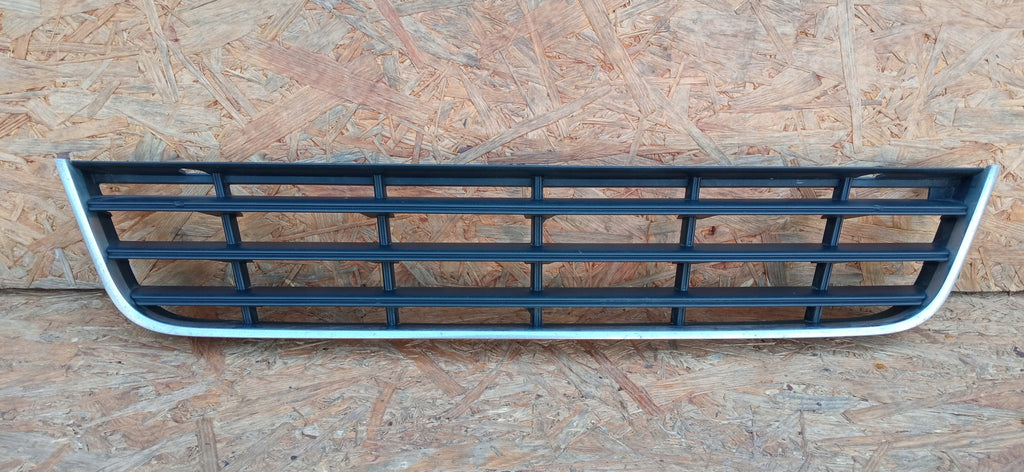 VOLKSWAGEN PASSAT B6 05- ATRAPA KRATKA GRILL ZDERZAKA PRZEDNIEGO 3C0853677