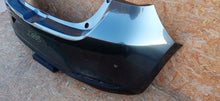 Laden Sie das Bild in den Galerie-Viewer, MAZDA 2 II LIFT 19-23 D4 PDC STOSSFÄNGER HINTEN D43N-50221