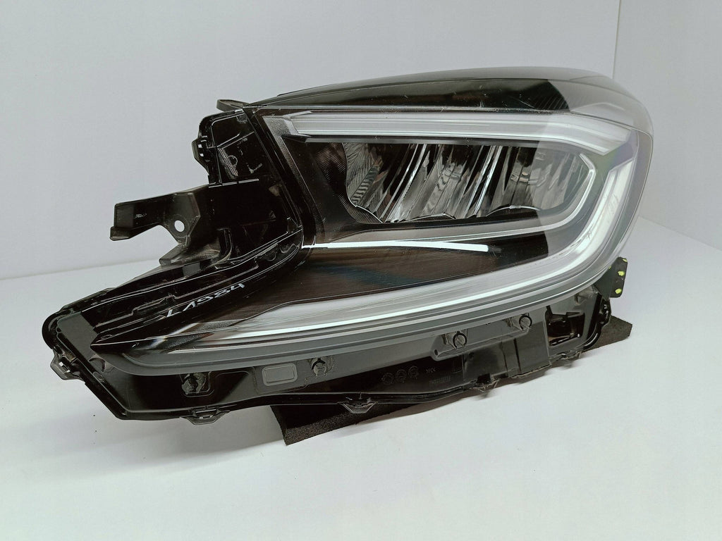 Toyota Aygo X 22- LAMPA LEWA PRZÓD PRZEDNIA FULL LED EU KOITO 0H-33