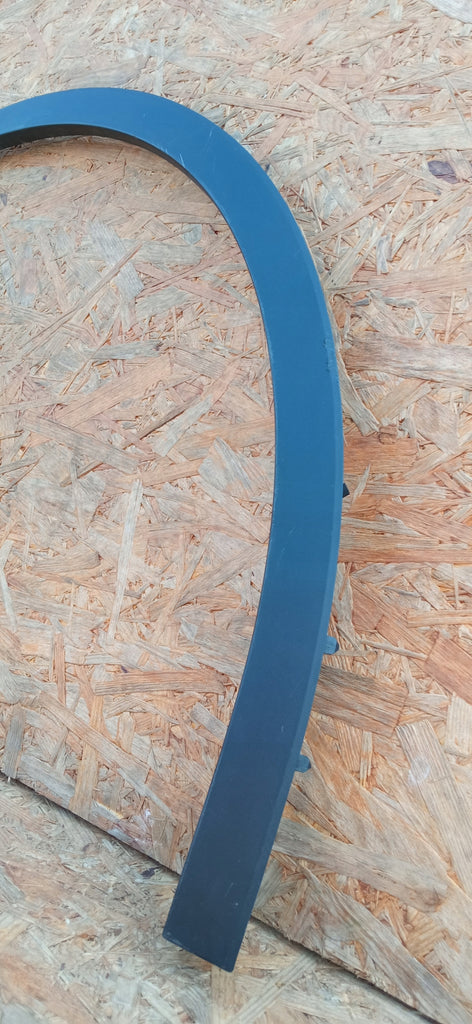 TESLA MODEL Y 20- VERKLEIDUNG KOTFLÜGEL VORNE RECHTS 1658696-00-A