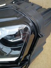 Laden Sie das Bild in den Galerie-Viewer, SKODA KAROQ 57B 17- SCHEINWERFER LINKS VORNE FULL LED 57B941015B
