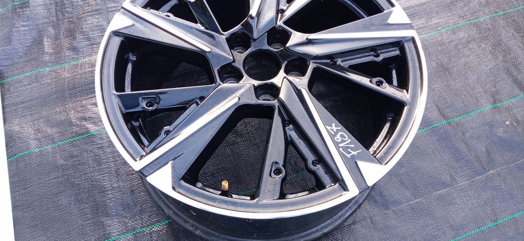 FELGA ALUMINIOWA PEUGEOT 308 508 3008 5008 7.5"x18" 5X108 ET44 9860610880