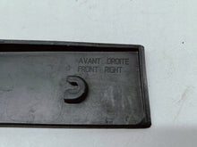 Load image into Gallery viewer, Citroen C4 Cactus FL 17- LISTWA DRZWI PRAWY PRZÓD PRAWA PRZEDNIA 9823415577