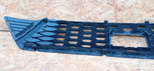 Load image into Gallery viewer, KIA CEED III 3 GT 18- ATRAPA GRILL KRATKA ZDERZAKA PRZÓD 86561-J7710