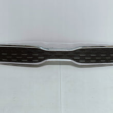 Laden Sie das Bild in den Galerie-Viewer, KIA Picanto III 17- GRILL BLENDE STOSSSTANGE VORNE 86351-G6000
