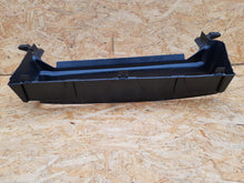 Laden Sie das Bild in den Galerie-Viewer, VOLVO S40 V50 C30 04- LUFTFÜHRUNG UNTERER EINLASS WASSERFÄNGER NEU 30678473
