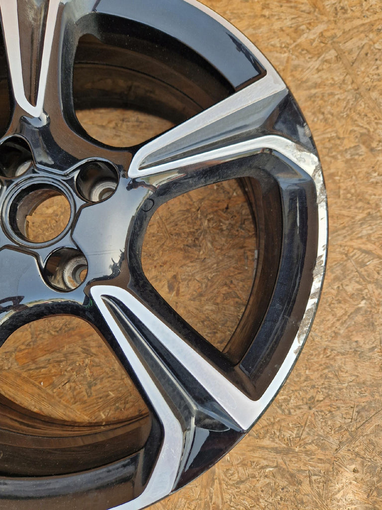 FELGA OPEL CORSA F ET 38 17 CALI 4X108 FELGA 7J17CH4-38