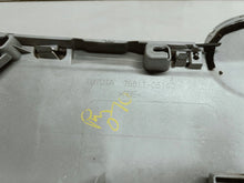 Load image into Gallery viewer, Toyota Avensis T27 LIFT 15- LISTWA BLENDA KLAPY BAGAŻNIKA TYŁ 76811-05140