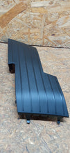 Laden Sie das Bild in den Galerie-Viewer, PEUGEOT 2008 II 19- BLENDE ABDECKUNG STOSSFÄNGER VORNE 9831553780