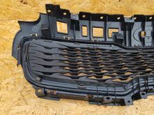 Załaduj zdjęcie do przeglądarki galerii, KIA SPORTAGE IV 15- ATRAPA GRILL KRATKA ZDERZAKA PRZÓD 86352-F1500