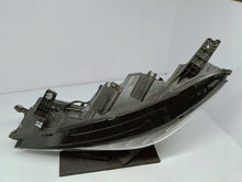 Laden Sie das Bild in den Galerie-Viewer, MG4 MG 4 IV MULAN EV 22- SCHEINWERFER LINKS VORNE FULL LED EU 100-40178