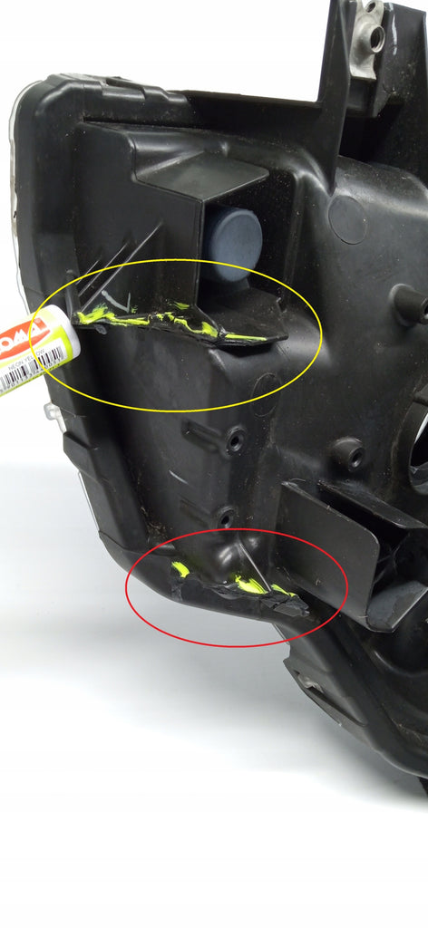 SUZUKI VITARA 3 III 15- LAMPA LEWA PRZÓD LED NIEBIESKA KOITO 100-18095