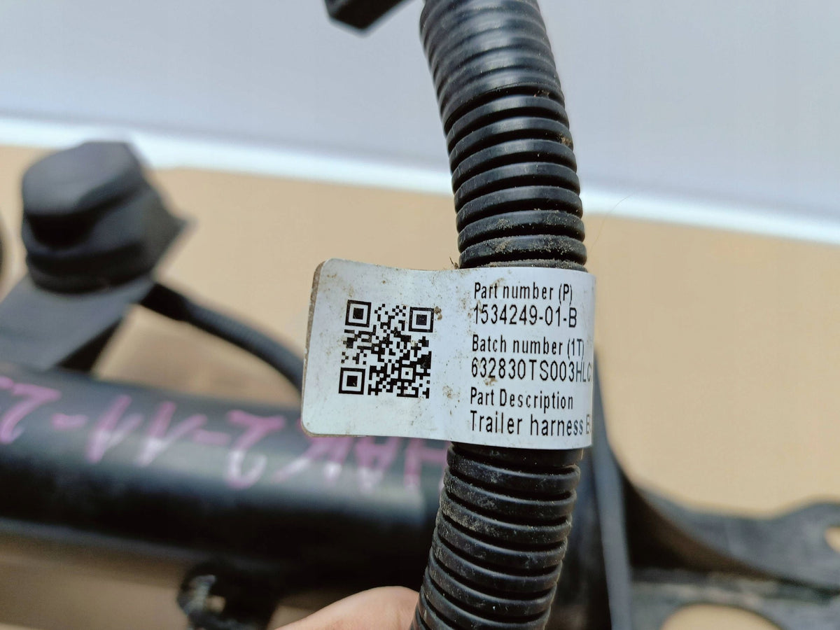Tesla Model Y MY 20- Hak Holowniczy Wiązka Kula Oris 1514411-00-I — zdjęcie 14 z 14