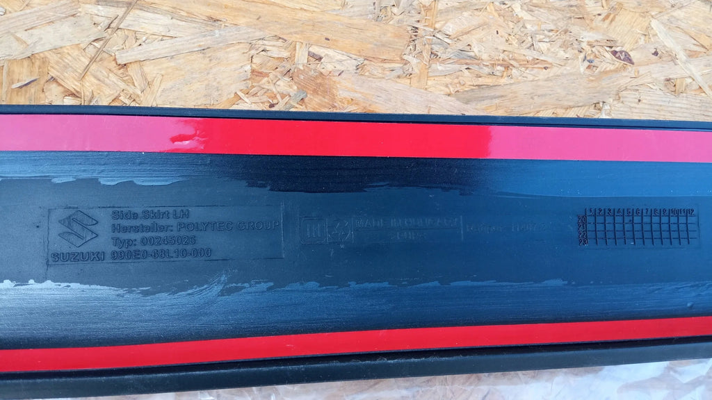 SUZUKI SWIFT MK7 LEFT SILL TRIM OUTDOOR