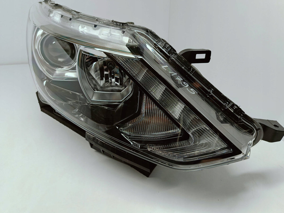 Nissan Qashqai II J11 13- Lampa Prawa Przód Zwykła+led Koito EU 100-18013 — zdjęcie 7 z 16