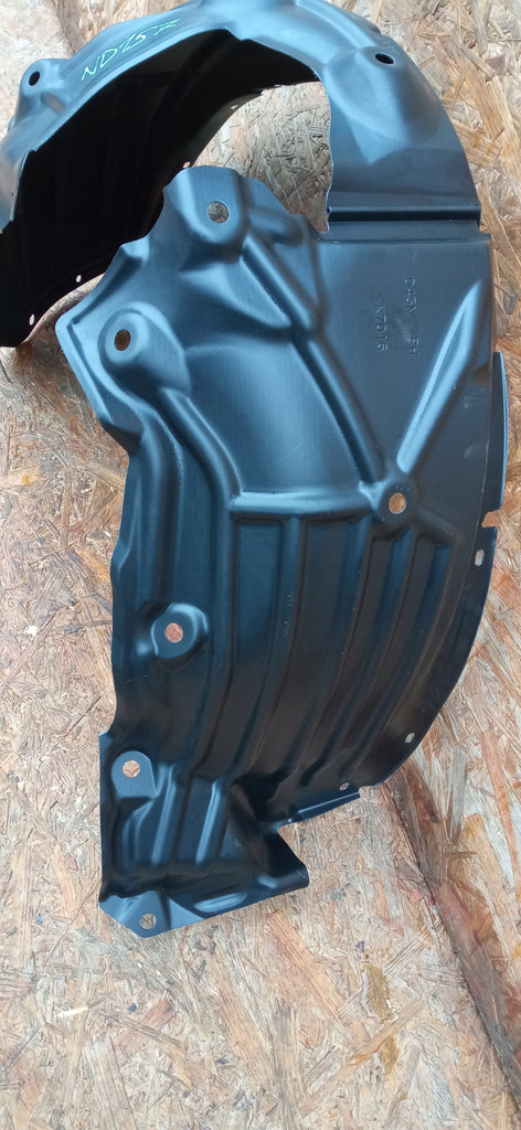 MAZDA 2 LIFT DJ DL 20- RADHAUSSCHALE RECHTS VORNE NEU D43N-56-131