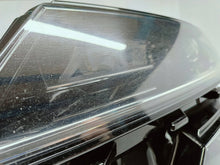 Laden Sie das Bild in den Galerie-Viewer, Skoda Kodiaq 17- SCHEINWERFER LINKS VORN FULL LED EU 566941015E