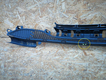 Załaduj zdjęcie do przeglądarki galerii, PEUGEOT 208 I 12- ATRAPA GRILL KRATKA DOLNA ZDERZAKA PRZEDNIEGO 9673855677