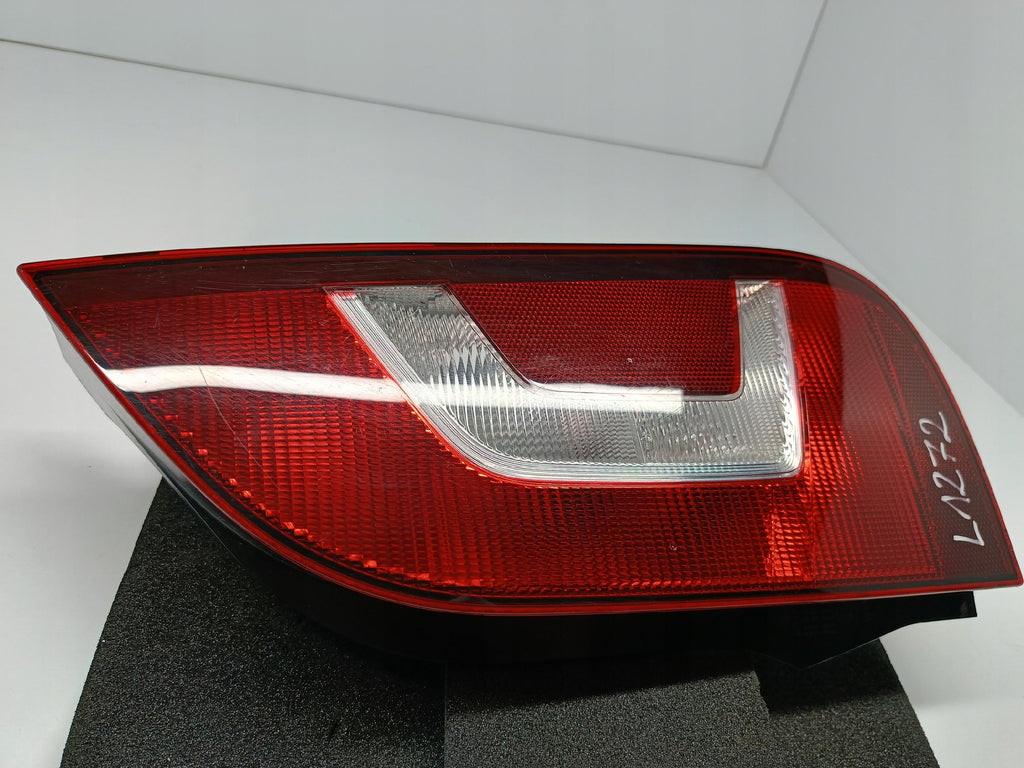 VOLKSWAGEN UP UP! 11- LAMPA PRAWA TYLNA PRAWY TYŁ 1S0945096G