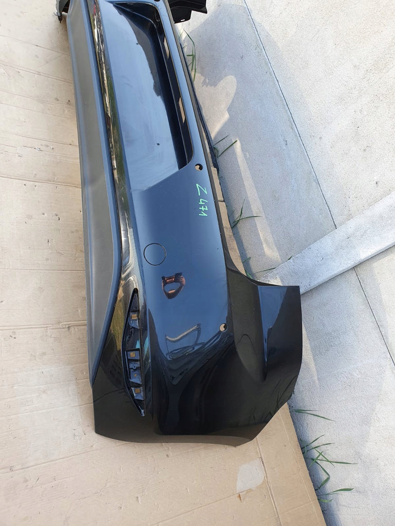 VW GOLF 7 VII 5G6 807 421 STOßSTANGE HINTEN