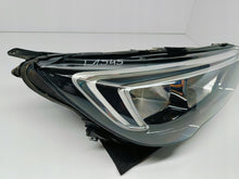 Load image into Gallery viewer, OPEL CROSSLAND X 17- LAMPA PRAWA PRZÓD PRZEDNIA ZWYKŁA H7+LED 13467968